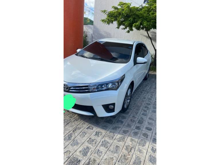 TOYOTA - COROLLA - 2016/2017 - Branca - Sob Consulta