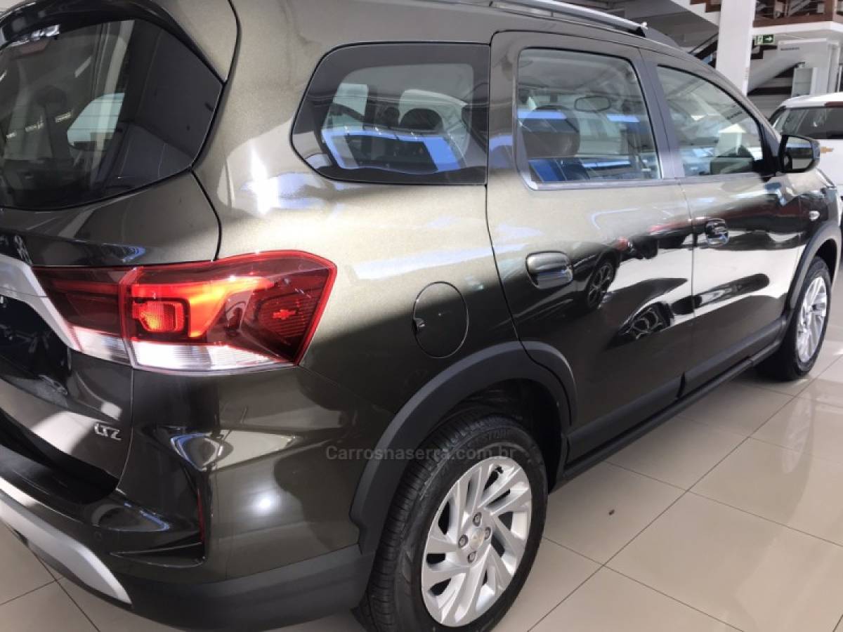 CHEVROLET - SPIN - 2025/2026 - Cinza - Sob Consulta