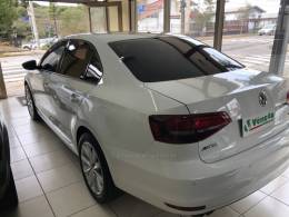 VOLKSWAGEN - JETTA - 2016/2016 - Branca - Sob Consulta